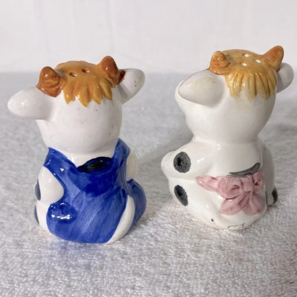 Vintage Ceramic Cow Salt & Pepper Shakers - Picture 4 of 8